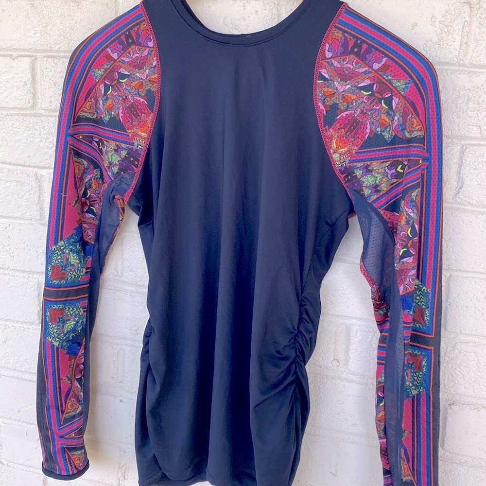 Lucky in Love Athena Deity LS Athletic Top M - Picture 3 of 10